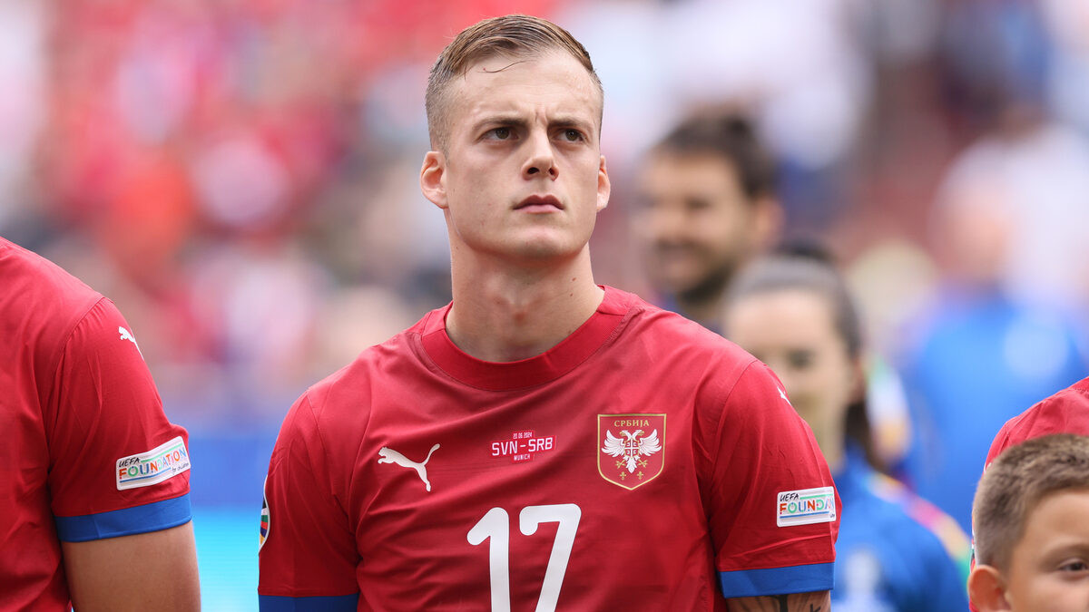 Ilić u utorak stiže kod Stankovića i oblači crveno-beli dres