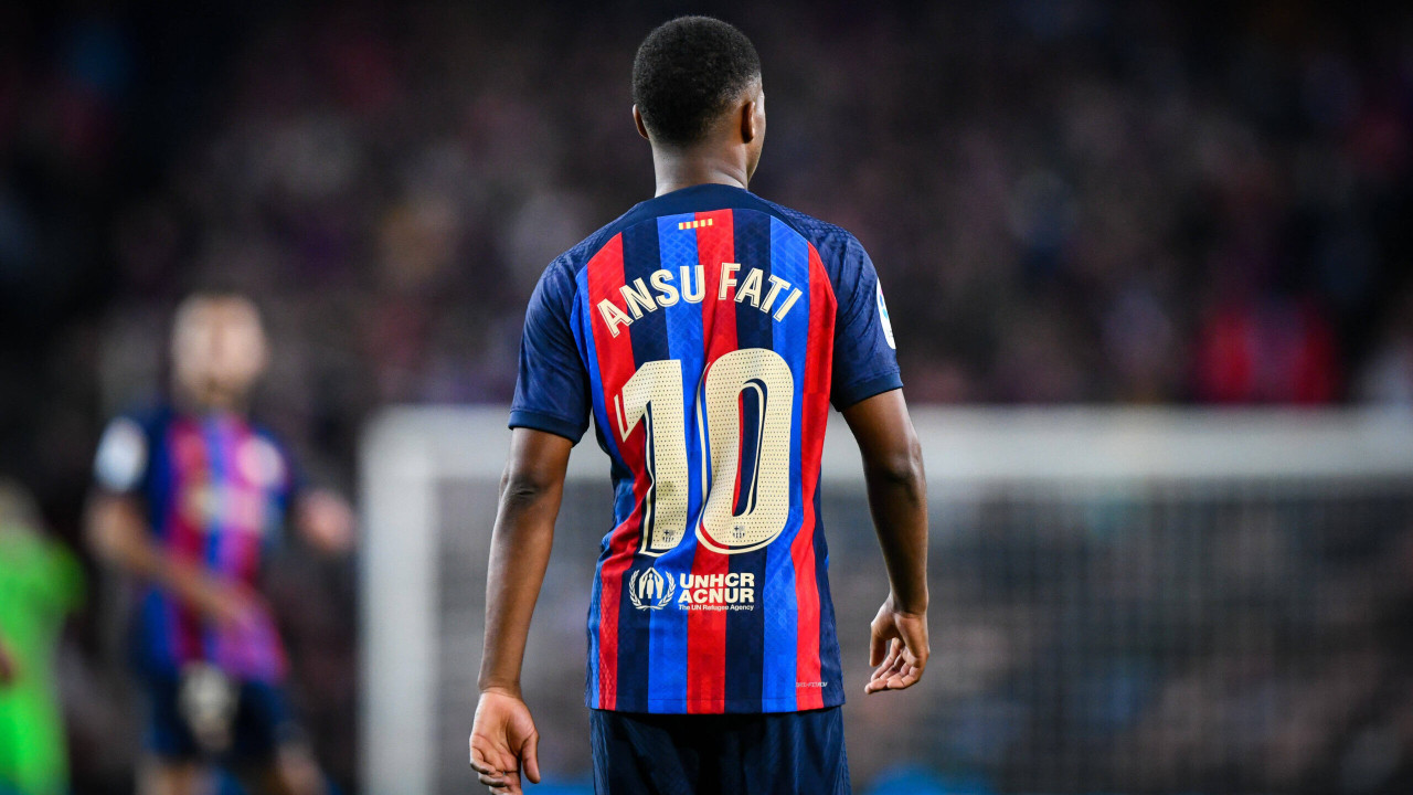 Fabregas ponudio Fatiju ruku spasa