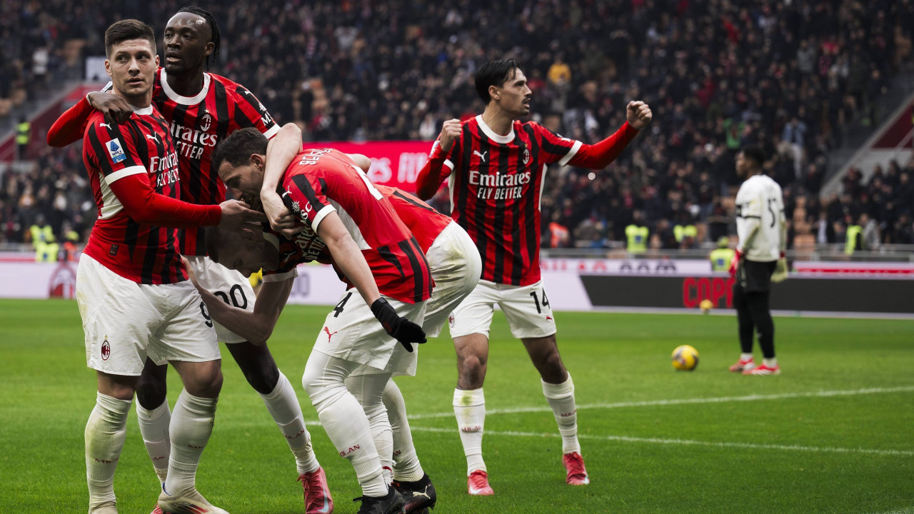 Štrumpf svađa Milan i Mančester junajted