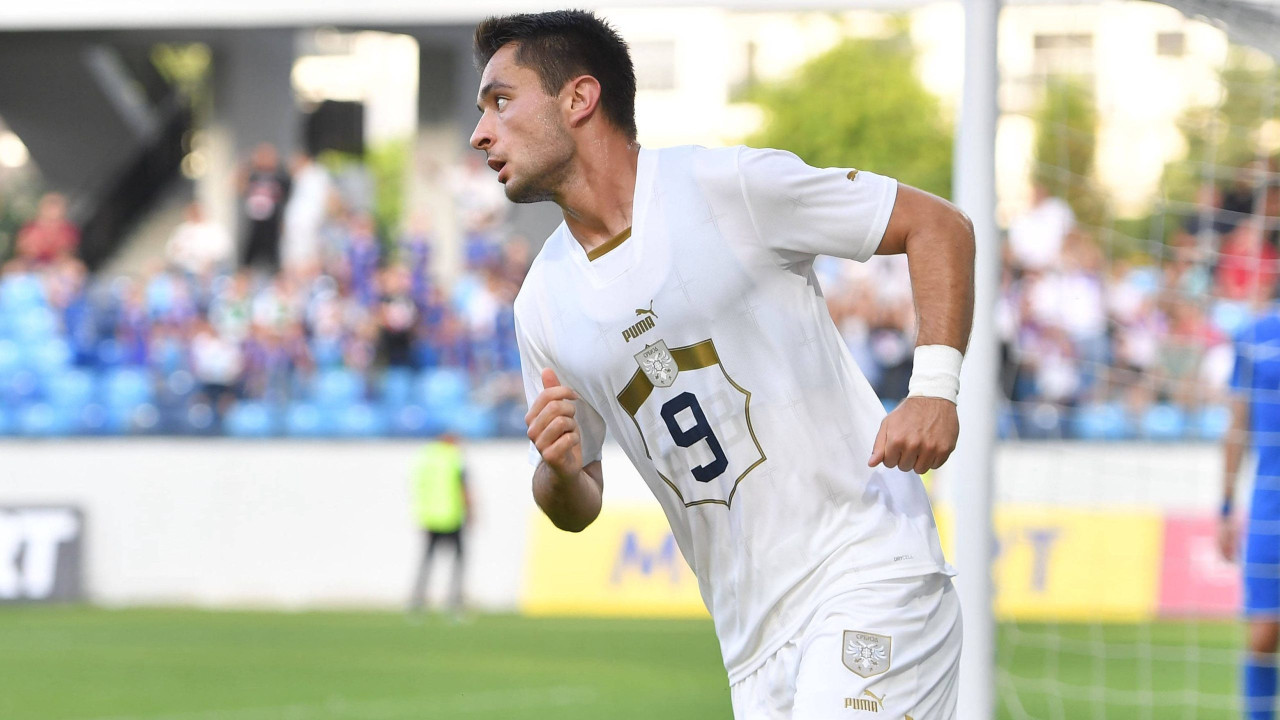 Vlahović živi san četvorogodišnjeg dečaka: Šesto čulo Zvonka Popovića, transfer četiri minuta pre kraja prelaznog roka i Gasperinijev mig