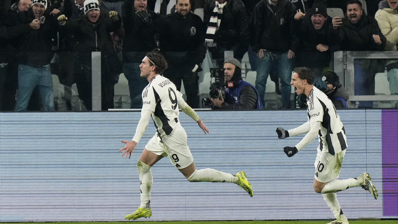 Dušan Vlahović blokira Juventus