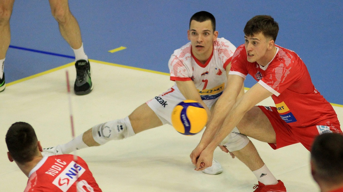 Vuk Kulpinac ima samo 17 godina, počeo je sezonu na klupi Vojvodine – završio kao seniorski reprezentativac Srbije