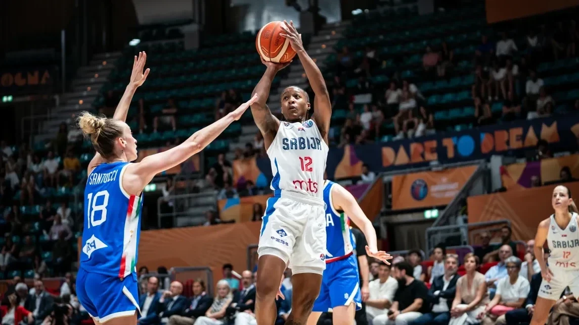 Premijera u bojama domaćina: Srbija se vratila iz minusa, pa ugasila motor i ostala bez pobede