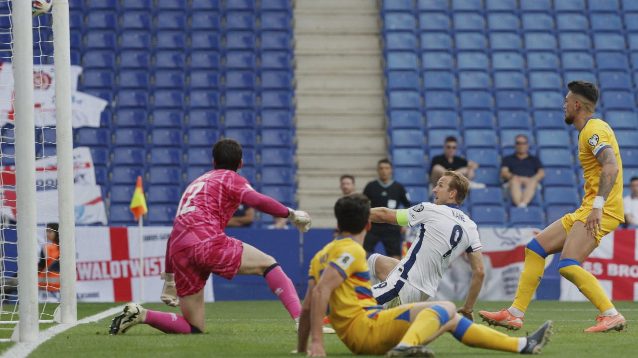 Srbija će morati da zasluži već upisane bodove: Golman Andore činio čuda, Kejn sprečio senzaciju u Barseloni