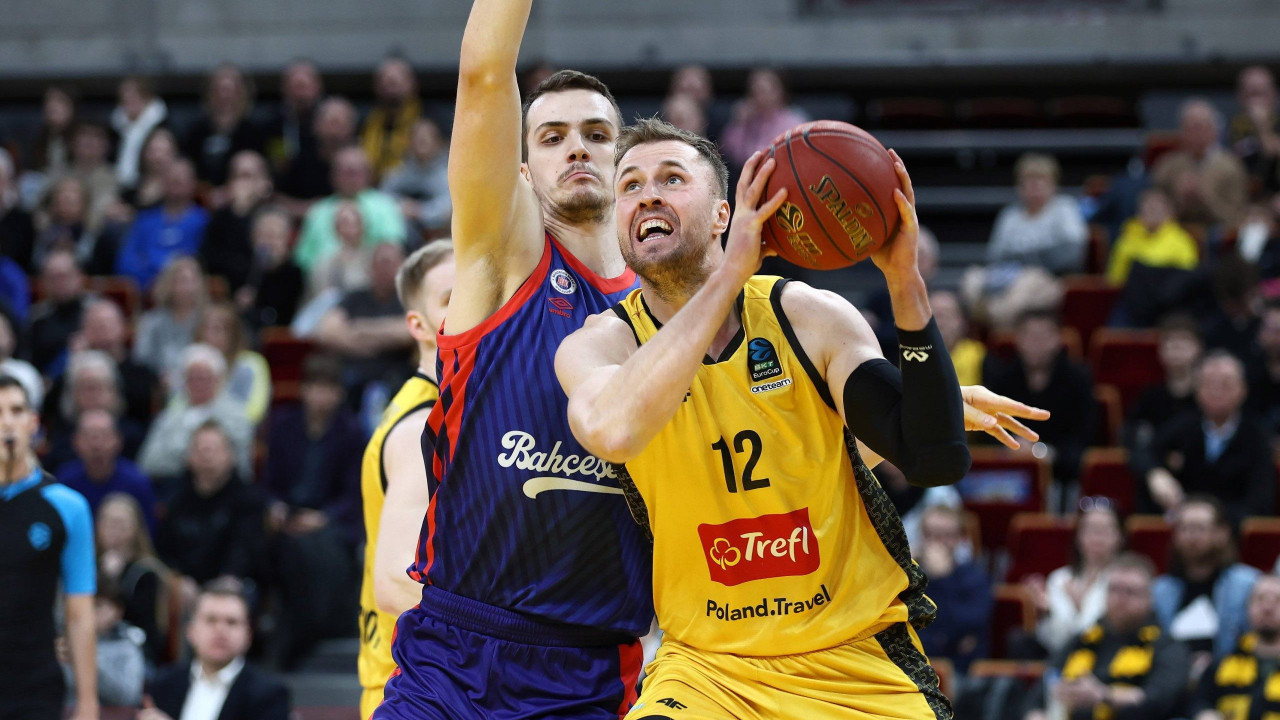 Simonović dvocifren, Bahčešehir spreman za plej-of