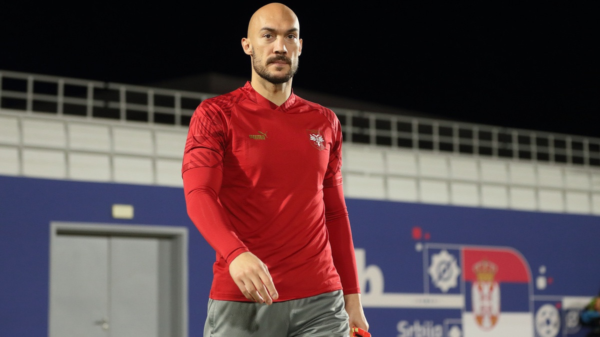 Zvezda želi Dmitrovića, ali postoji uslov za dolazak golmana u Beograd