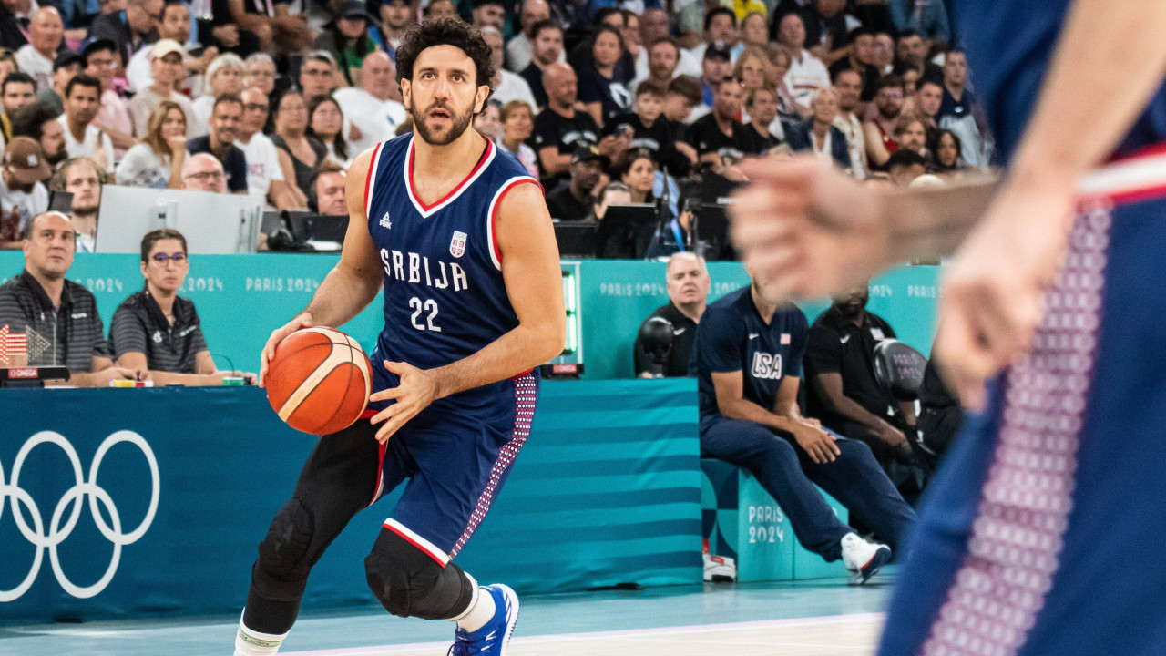 Iza zavese na Fajnal-foru: Vasilije Micić stavlja tačku na transfer?