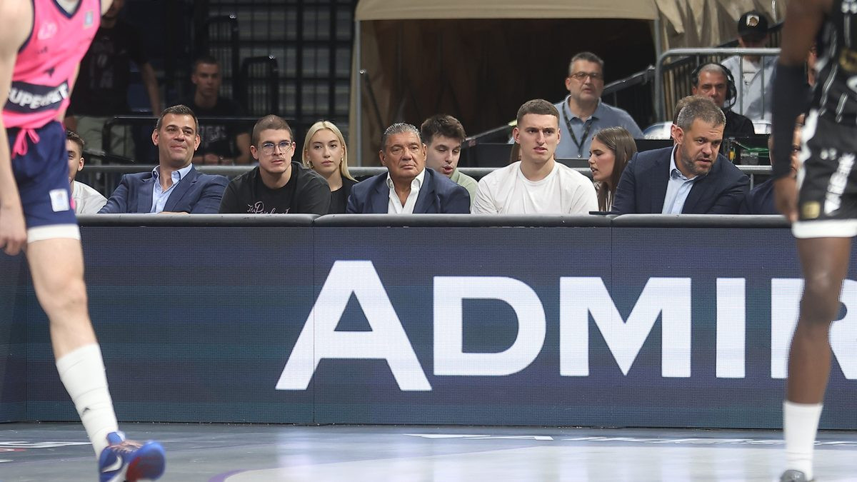 Ambiciozni Jović čeka Pešićev poziv za Evrobasket: Mi uvek očekujemo  zlato