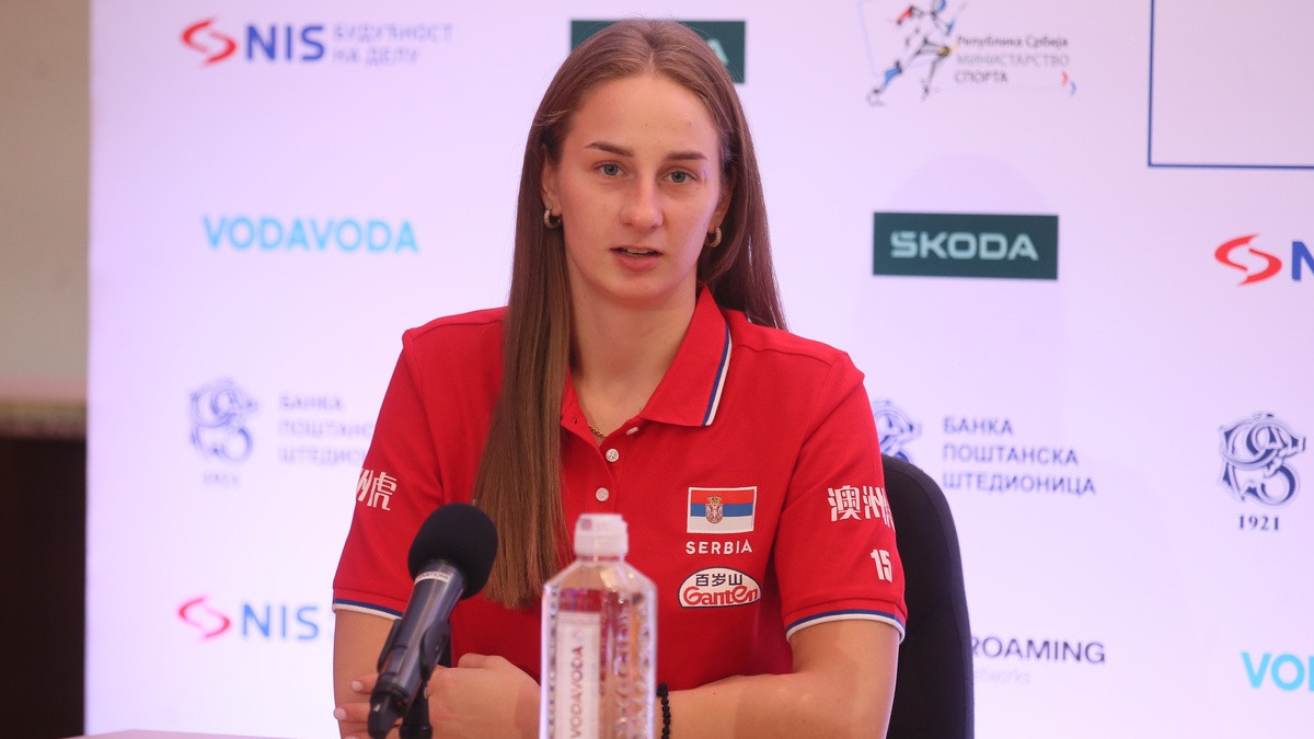 Aleksandra Uzelac imala 53 prijema, 47 napada, skupila 27 poena…