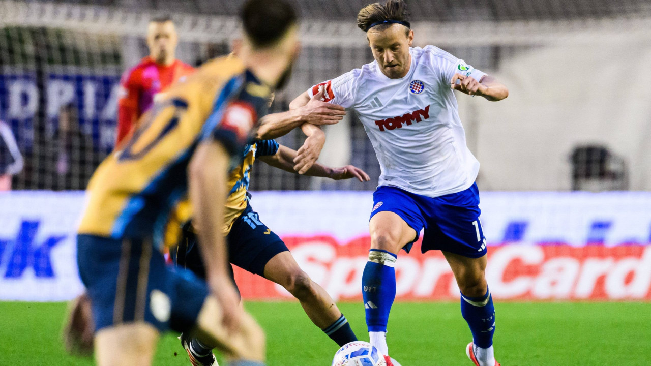 Hajduk iskoristio poraz Rijeke i golom Rakitića izbio na čelo HNL-a