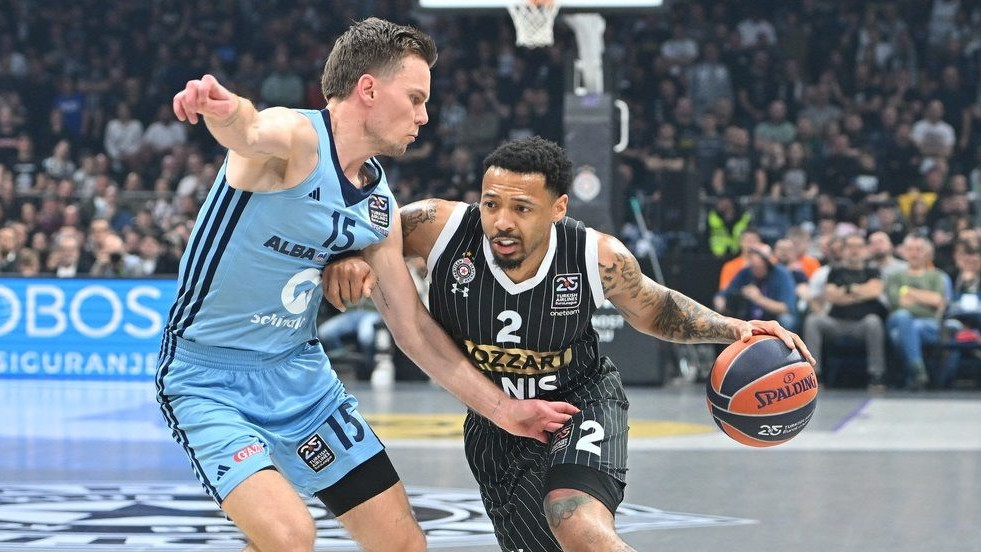 Partizan je živ: Alba pala pred Obradovićevim trilingom Dejvis – Karlik – Bonga