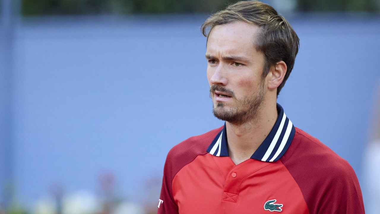 Totalni raspad Medvedeva u Majamiju: Rasprava sa supervizorom, lomljenje reketa…