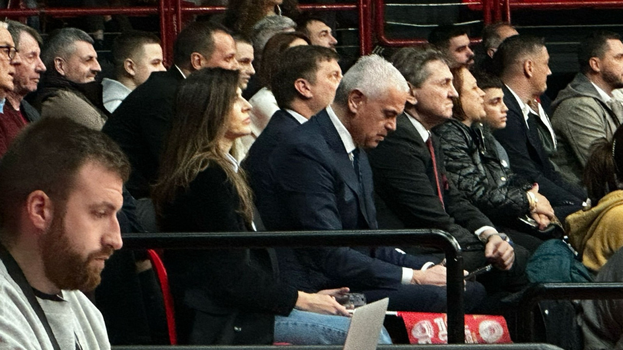 Crveno-belo veče u Pireju: Zvezdan Terzić uz košarkaše