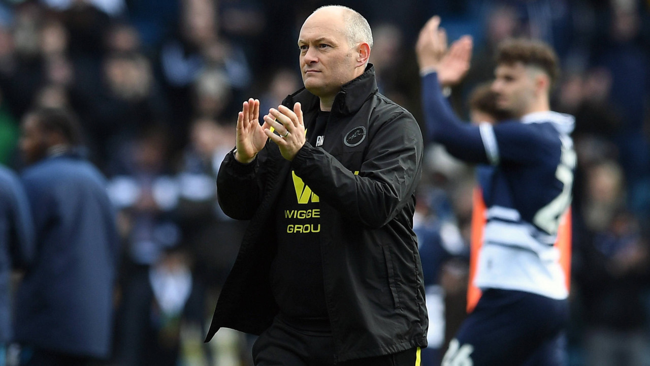 Srpski napadač ponovo junak u Engleskoj, ostao u senci izjave trenera: Pre bih da izgubimo nego da igramo kontroverzno