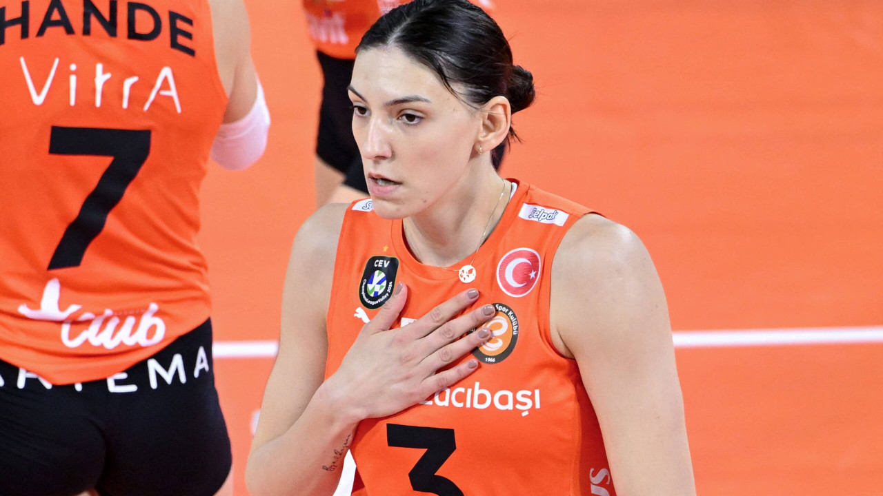 Još jedna sezona Ezačibašija bačena niz vodu: Tijana Bošković ostala bez trenera