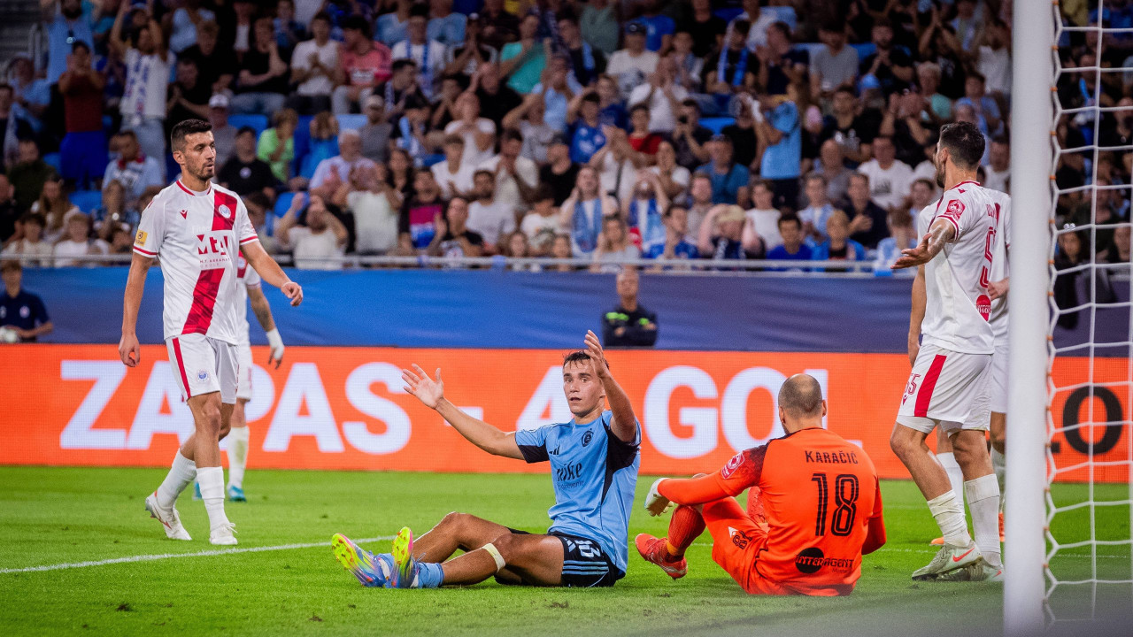 Slovan se izmigoljio Mostarcima, Kairat nastavlja ka Ligi šampiona na krilima Čelsijevog šesnaestogodišnjaka