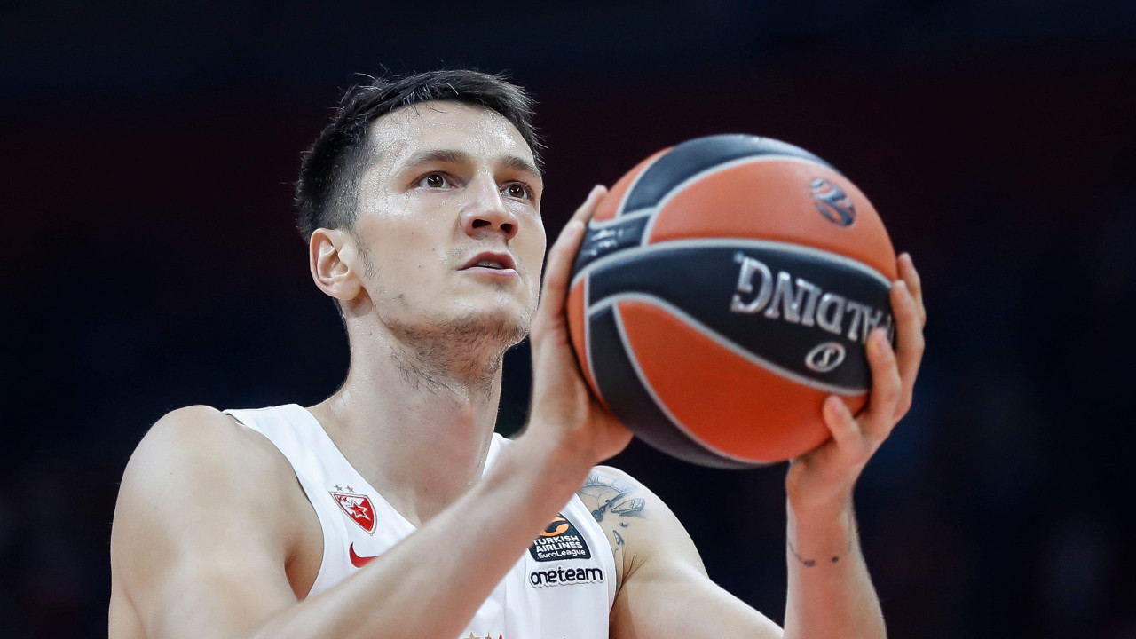 Nemanja Nenadić predstavljen u novom klubu