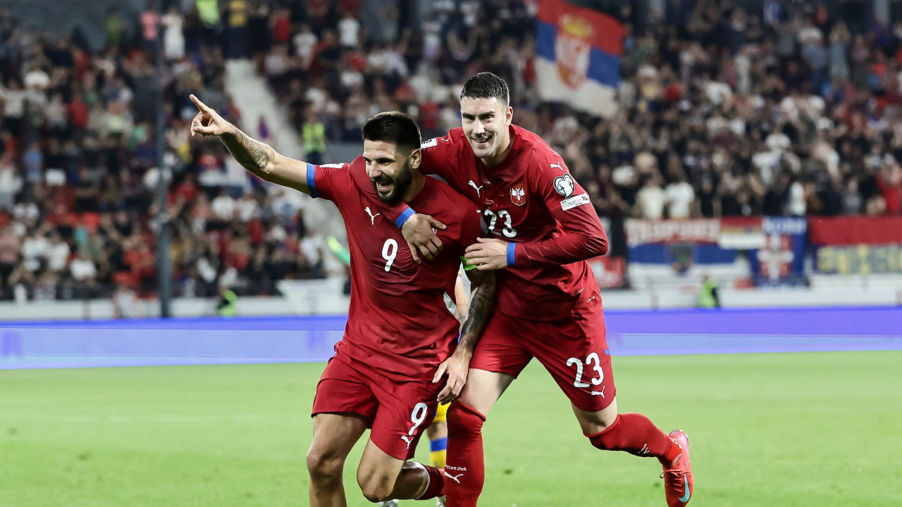 Mitrović na izlaznim vratima, ali nije jedini