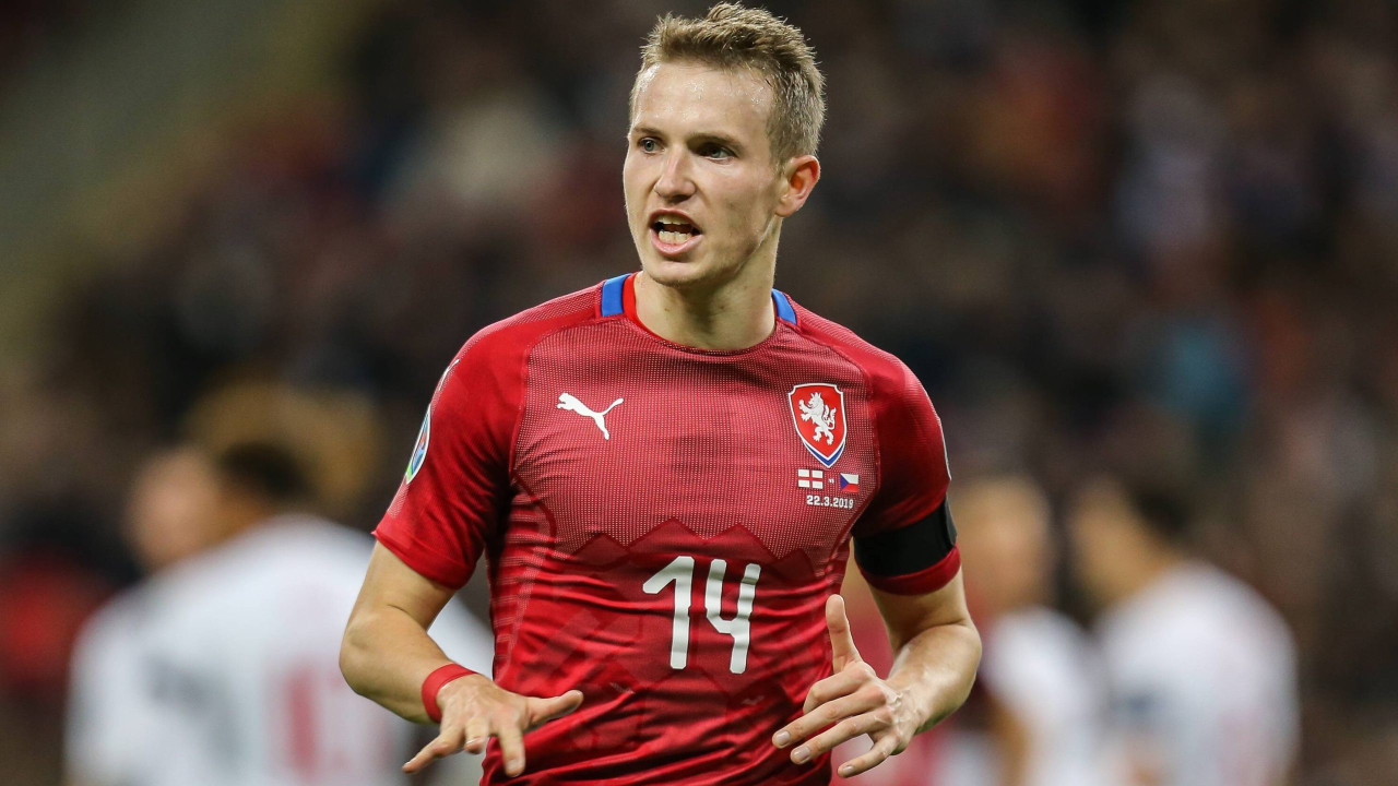 Reprezentativac koji je priznao da je homoseksualac završio karijeru sa 29 godina usled povreda