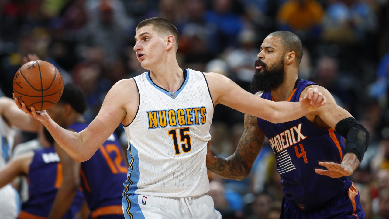 Centar Drim tima skida kapu Jokiću: Najbolji na svetu, igra drugačije nego bilo ko pre njega – Dončić kao Medžik, ubica sa osmehom