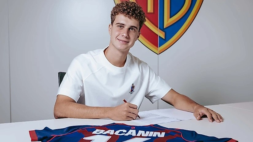 Bačanin debitovao za mladi tim Bazela, čeka poziv seniora