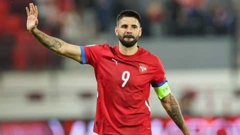 Novi klub, stare navike: Mitrović rešeta u Kataru (VIDEO)