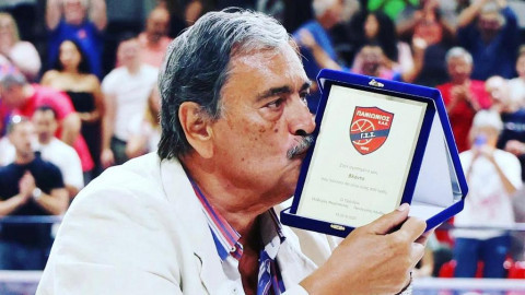 Đurović: Potresao sam se... Šakotu su takođe pozdravili aplauzom